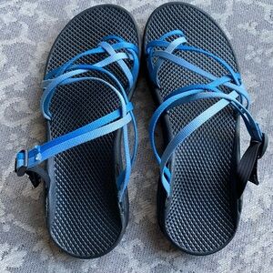 Chaco Blue Strappy Sandals slip-on design with a toe loop women’s 10